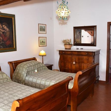 Bed and Breakfast Relais Mastro Cinghiale Paciano Exterior foto