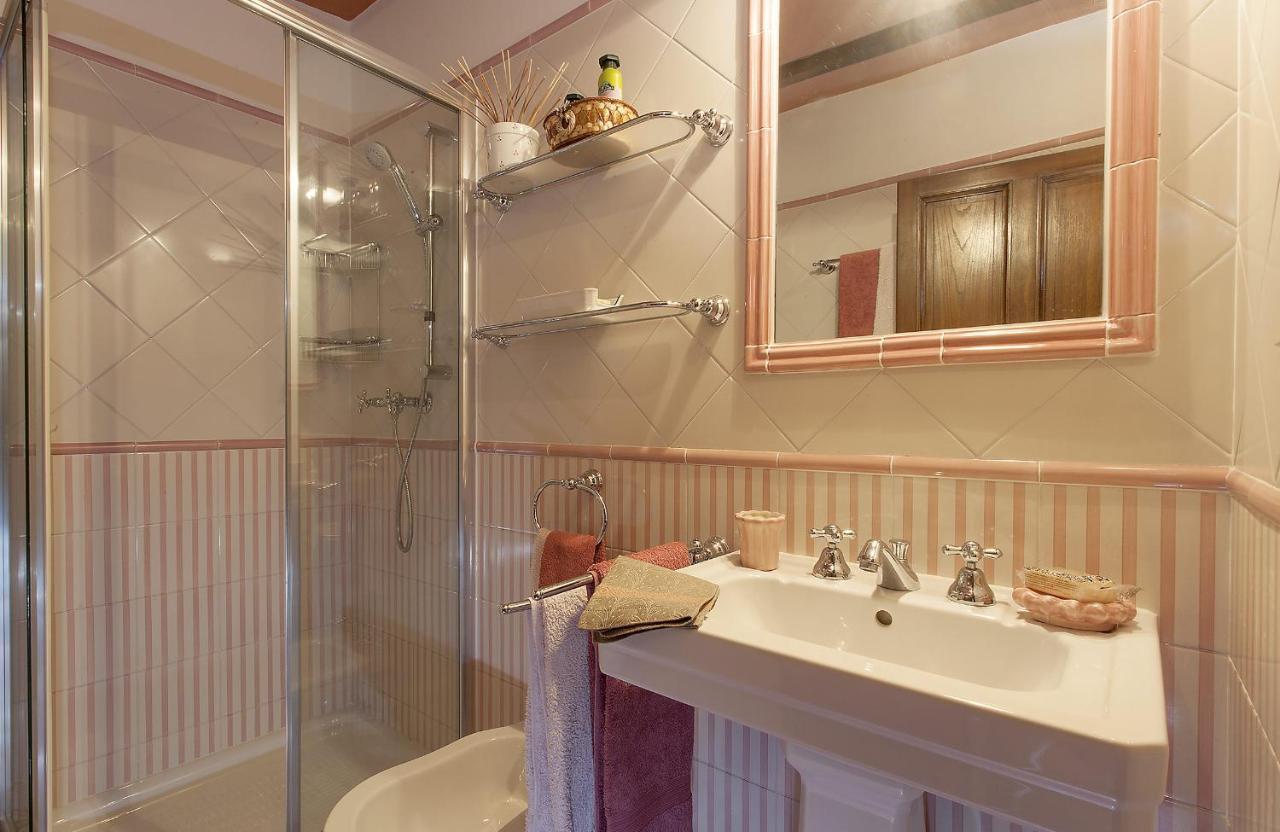 Bed and Breakfast Relais Mastro Cinghiale Paciano Exterior foto
